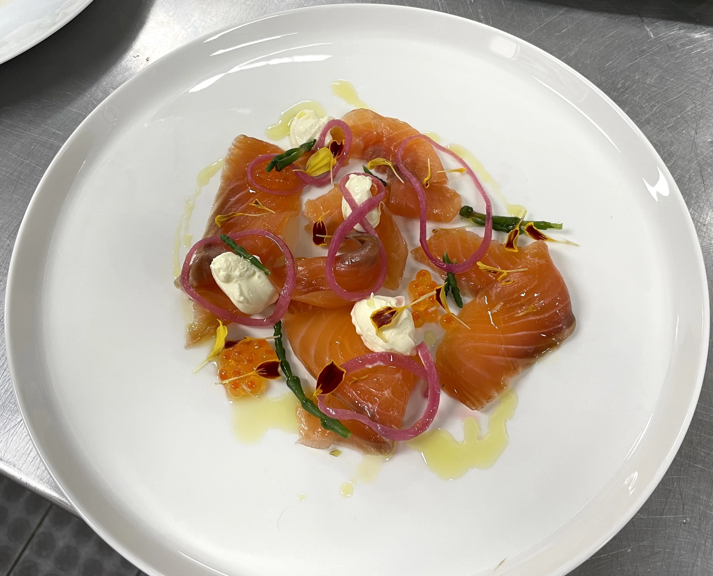 Cured salmon, crème fraiche by Sicily Chef
